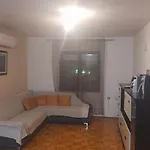 Apartment Mario