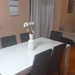 Apartment Mario